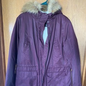 Levi Strauss Womens Burgundy winter coat.